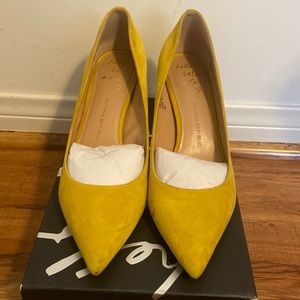 Banana Republic Yellow Pointed Heels